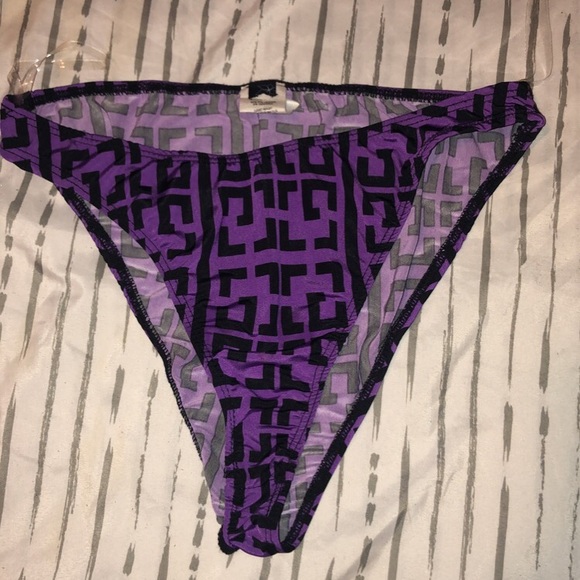 Bathing suit - Picture 3 of 5